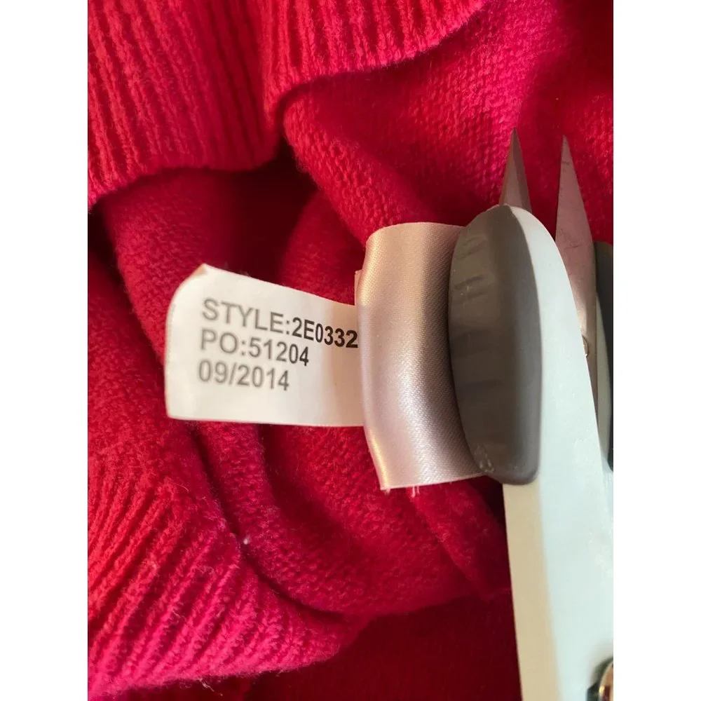 Womens Vineyard Vines Sweater Medium -Pink Whale Logo Soft Comfy 100% Lambswool - Picture 4 of 12